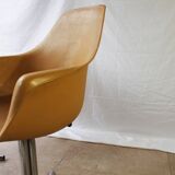 Set of 4 plastic dining armchairs 1960s