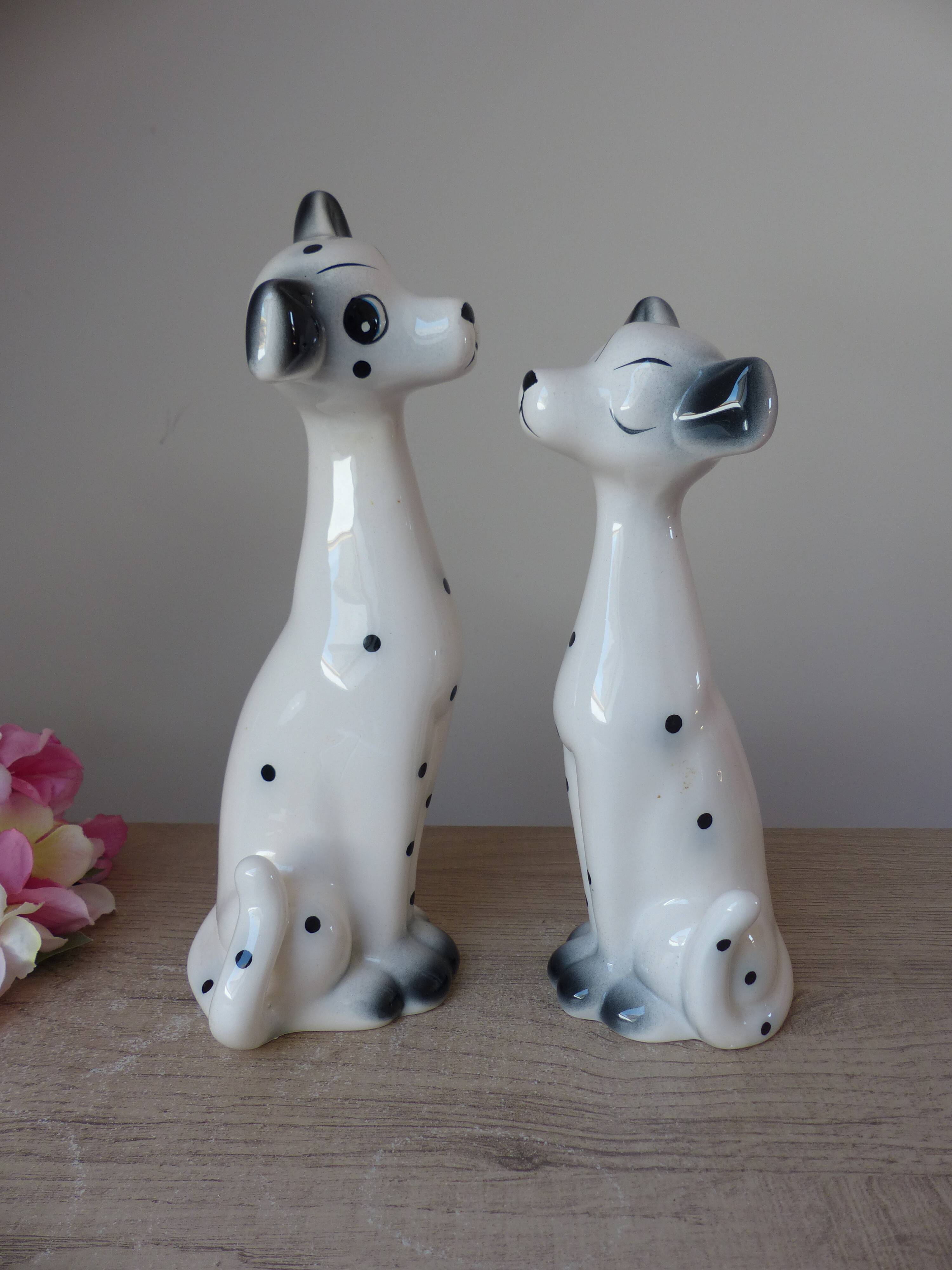 Couple of romantic Dalmatian figurines in ceramic – 1970s
