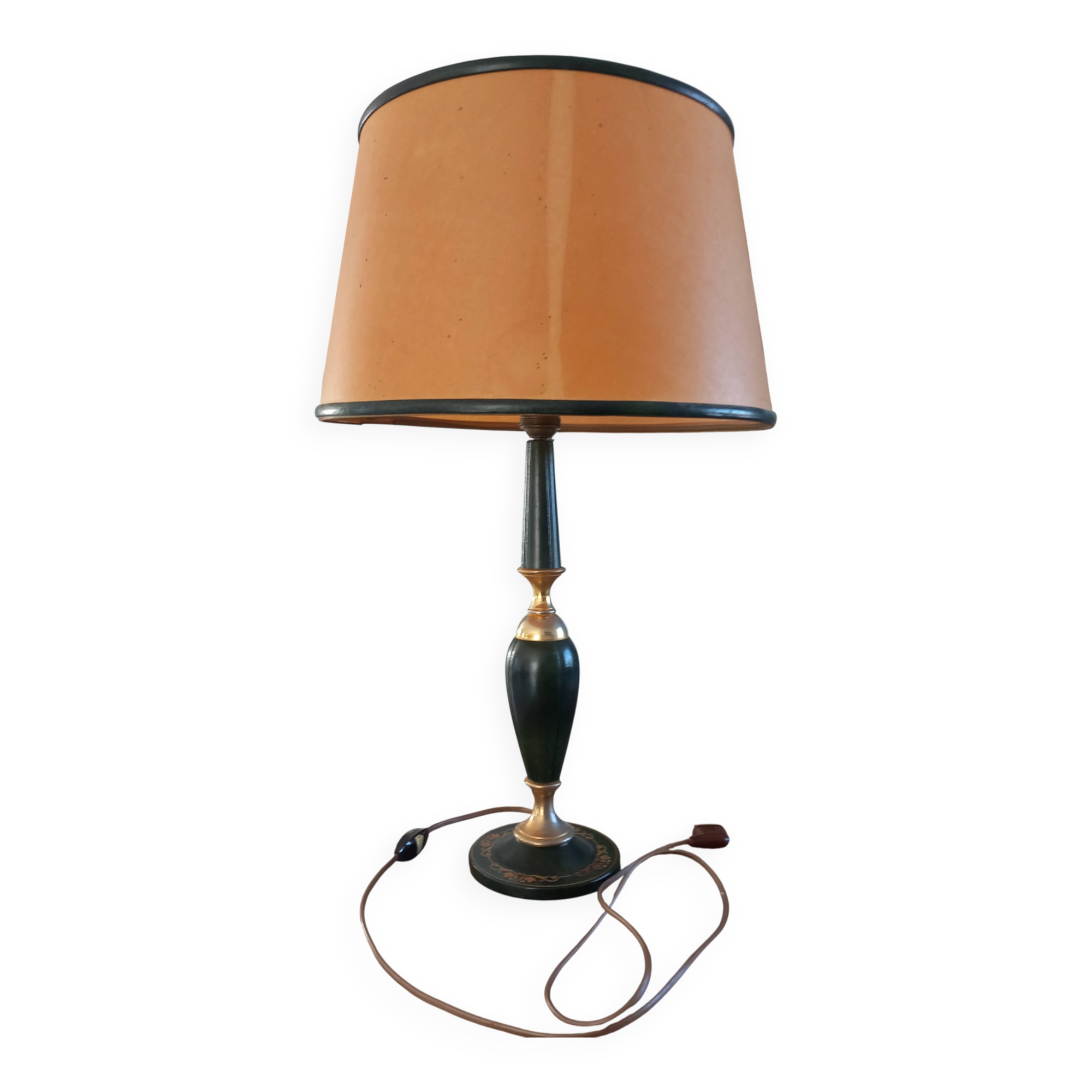 Lamp with accessories