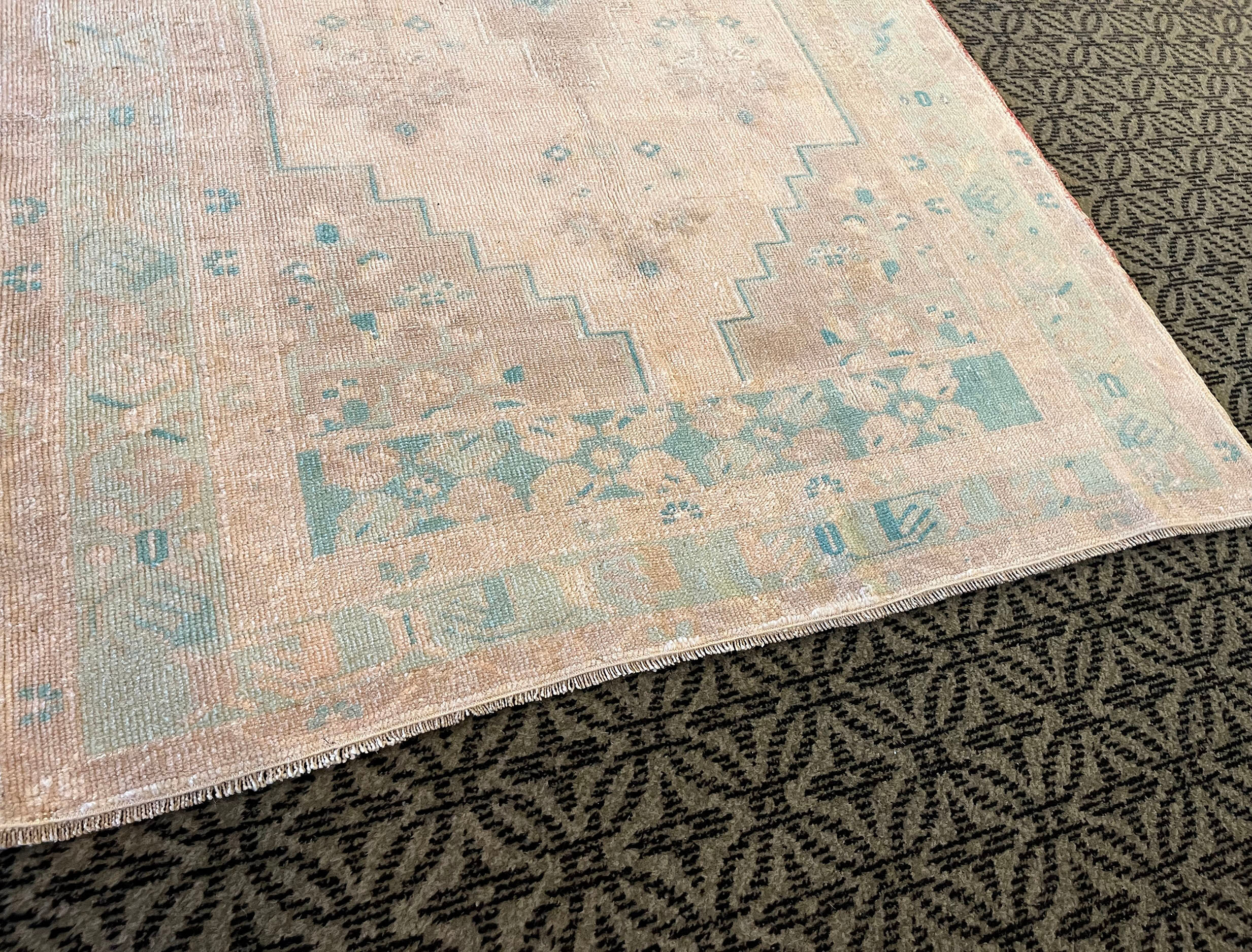 Handmade Pastel Beige Turquoise Area Rug 122x242cm