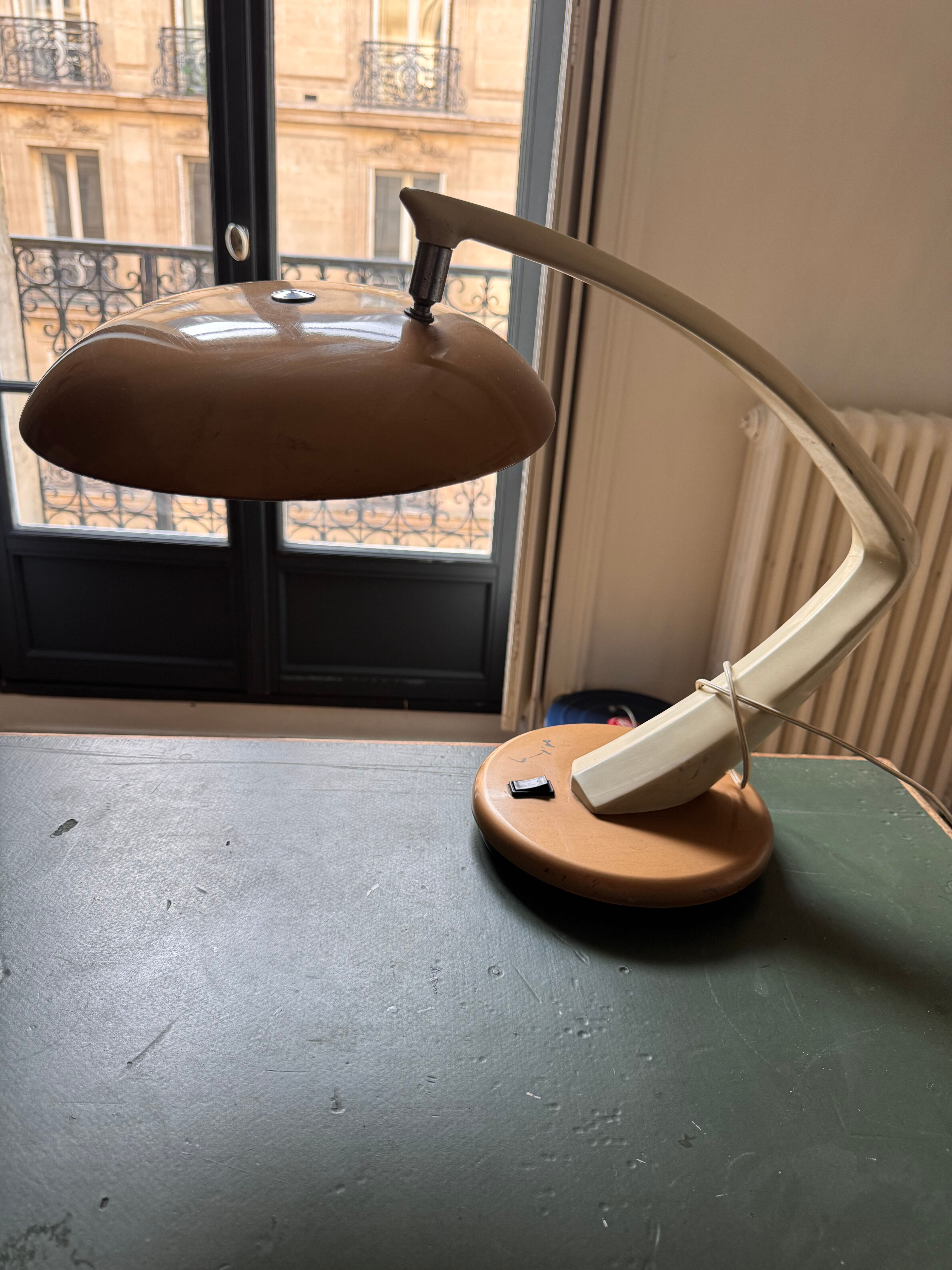 Fase Boomerang Lamp