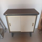 Small Strafor sideboard