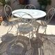 12 chaises Fermob 1900 et table Montmartre
