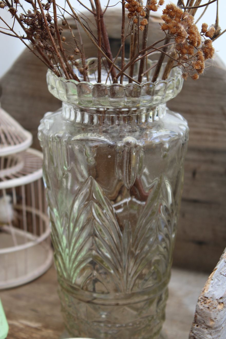 Transparent glass vase