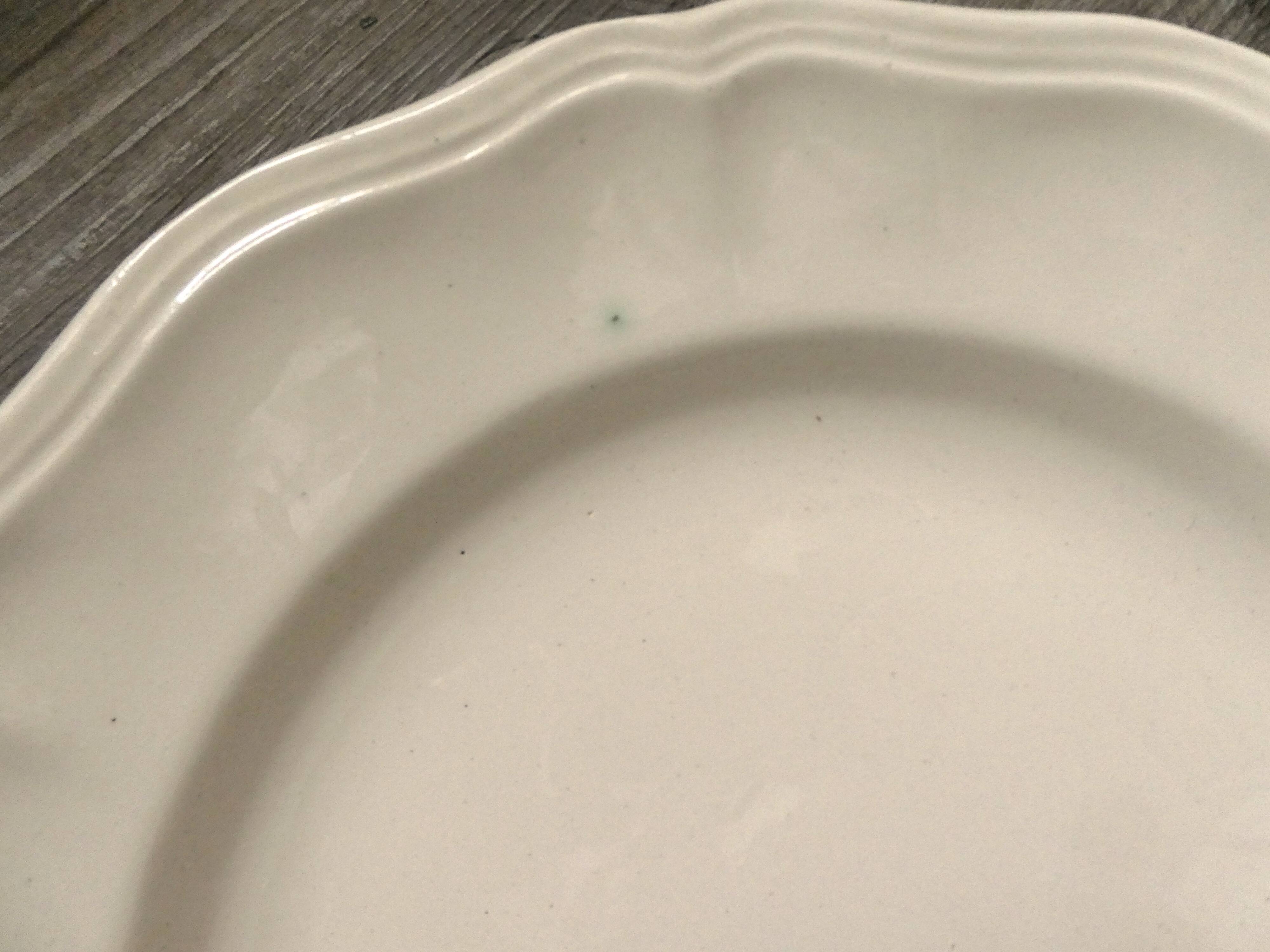 Set of 6 flat plates Digoin Sarreguemines, ivory color