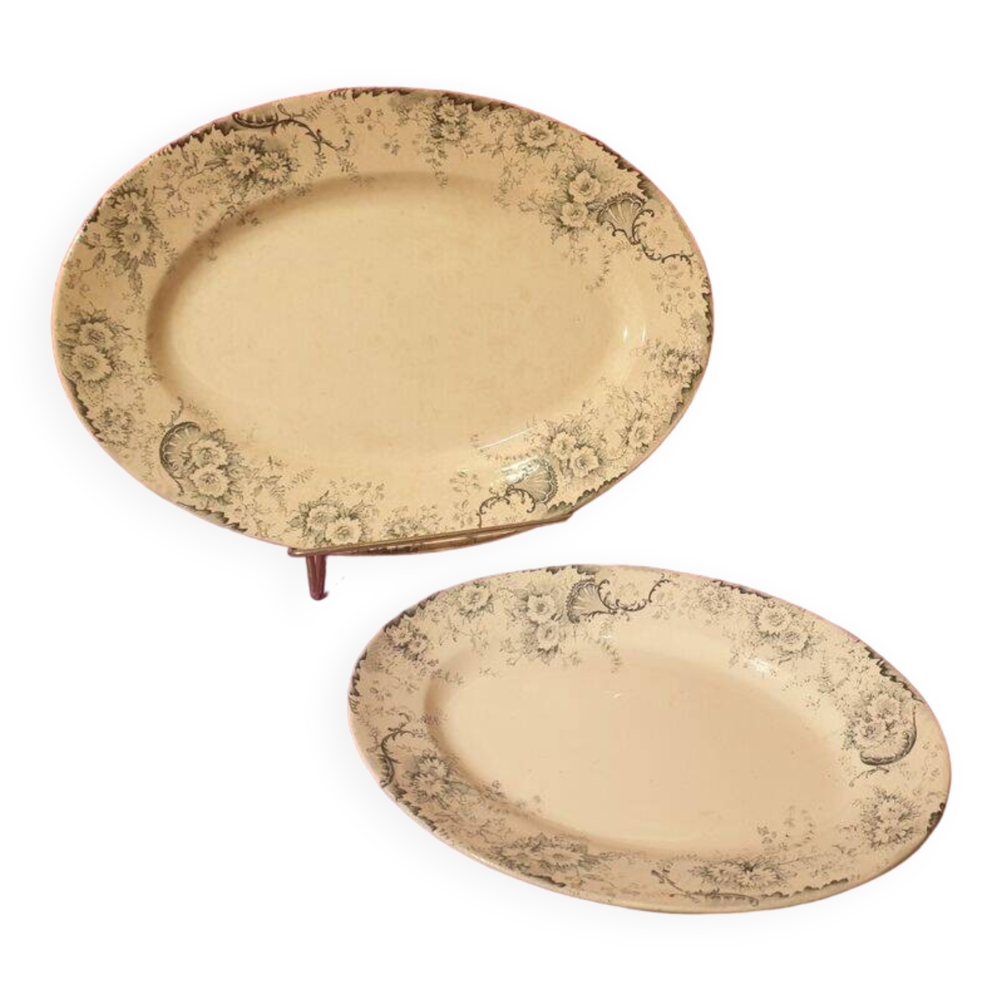 Two oval dishes Boulenger Choisy le Roi Derby Terre de fer