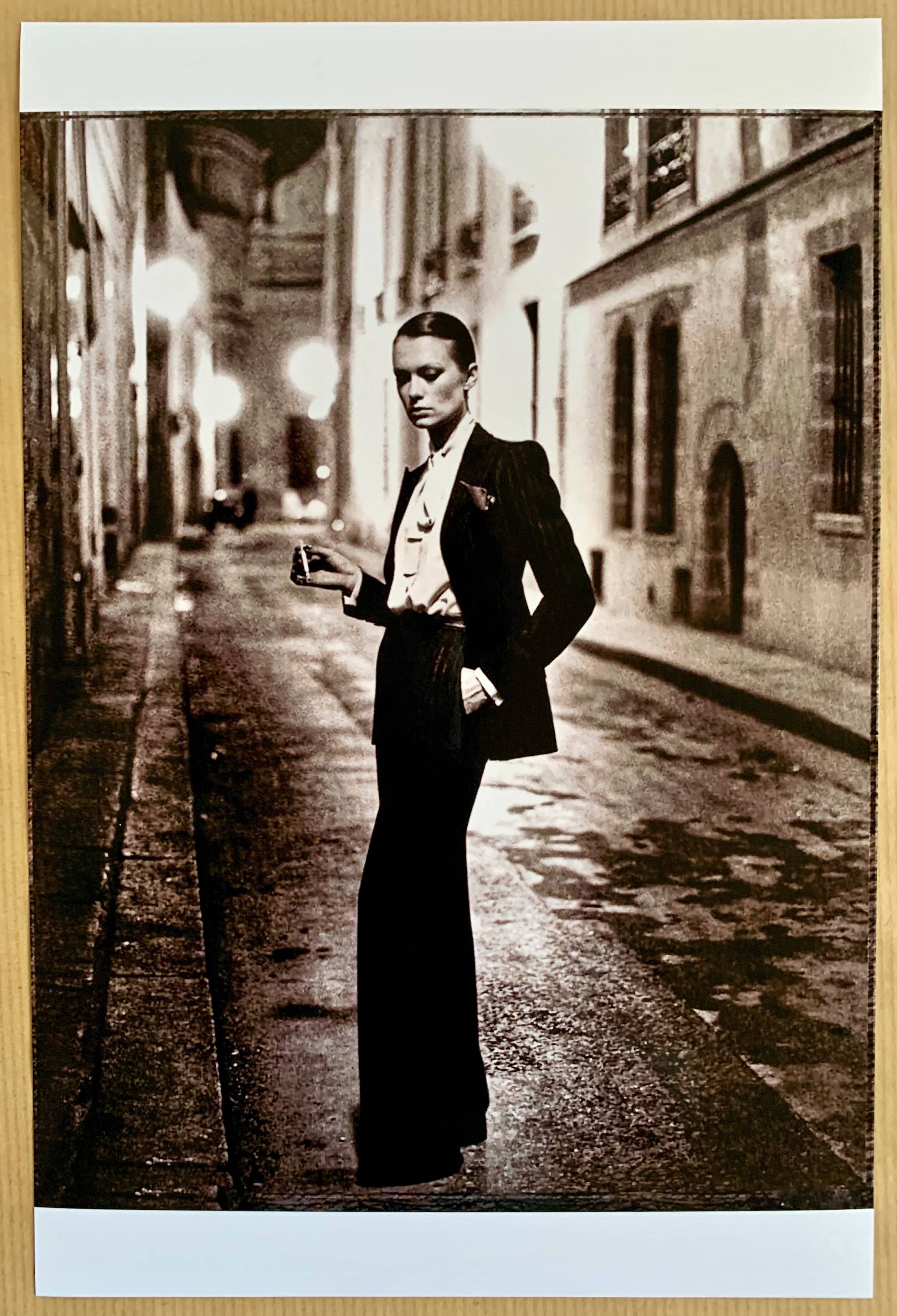 “Elegance, mystery and audacity: the timeless icon of fashion.”