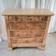 Commode patinée