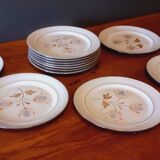 12 stoneware dessert plates from the 70s