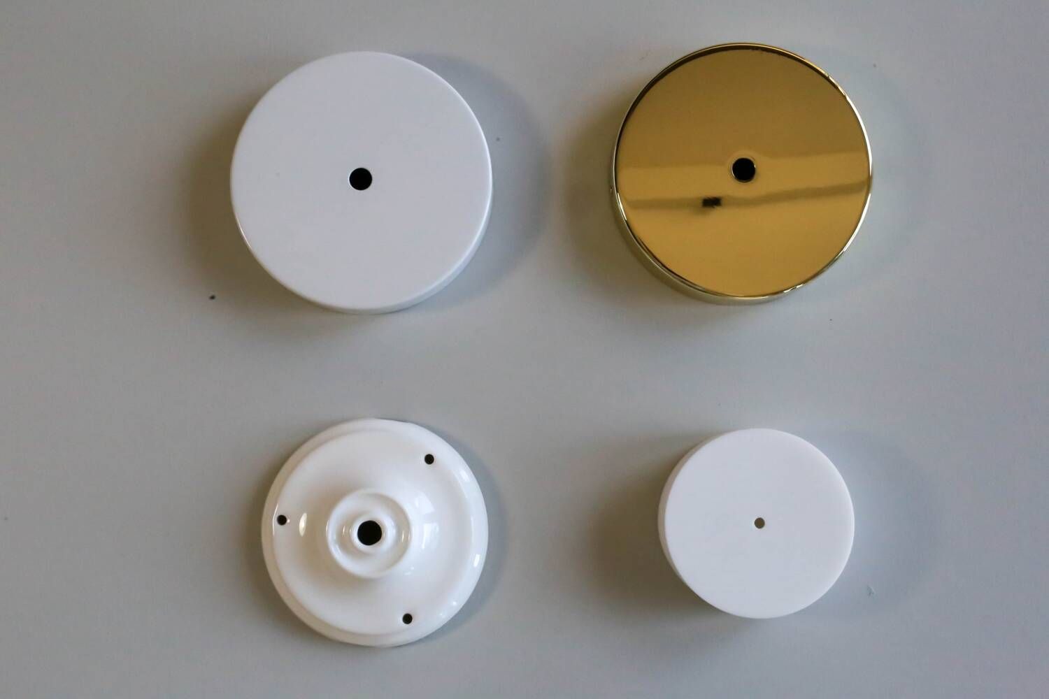 Opaline pendant light in white glass with transparent pleated edges - contemporary metal socket