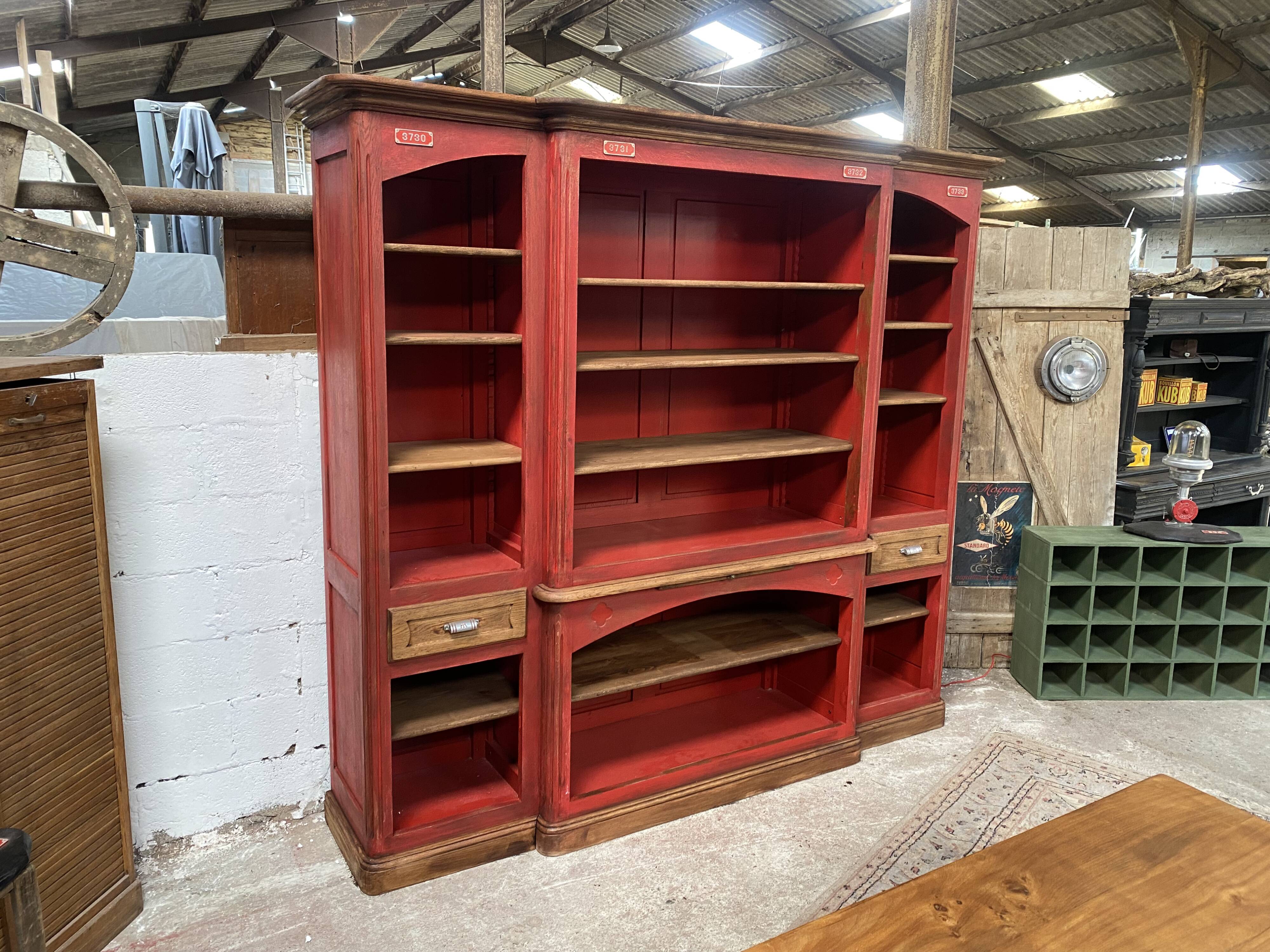 Meuble de magasin