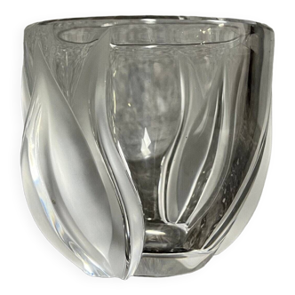 Lalique France: crystal tulip vase from the mid-20th century