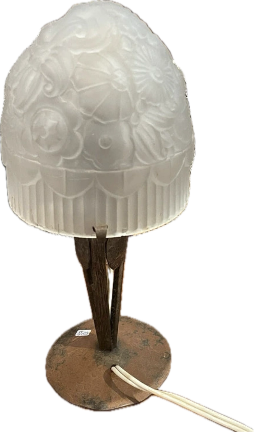 Art Deco lamp with an opaque glass globe