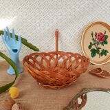 Rattan basket with handle -vintage