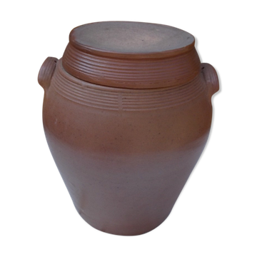 Pot en grès ancien et son couvercle