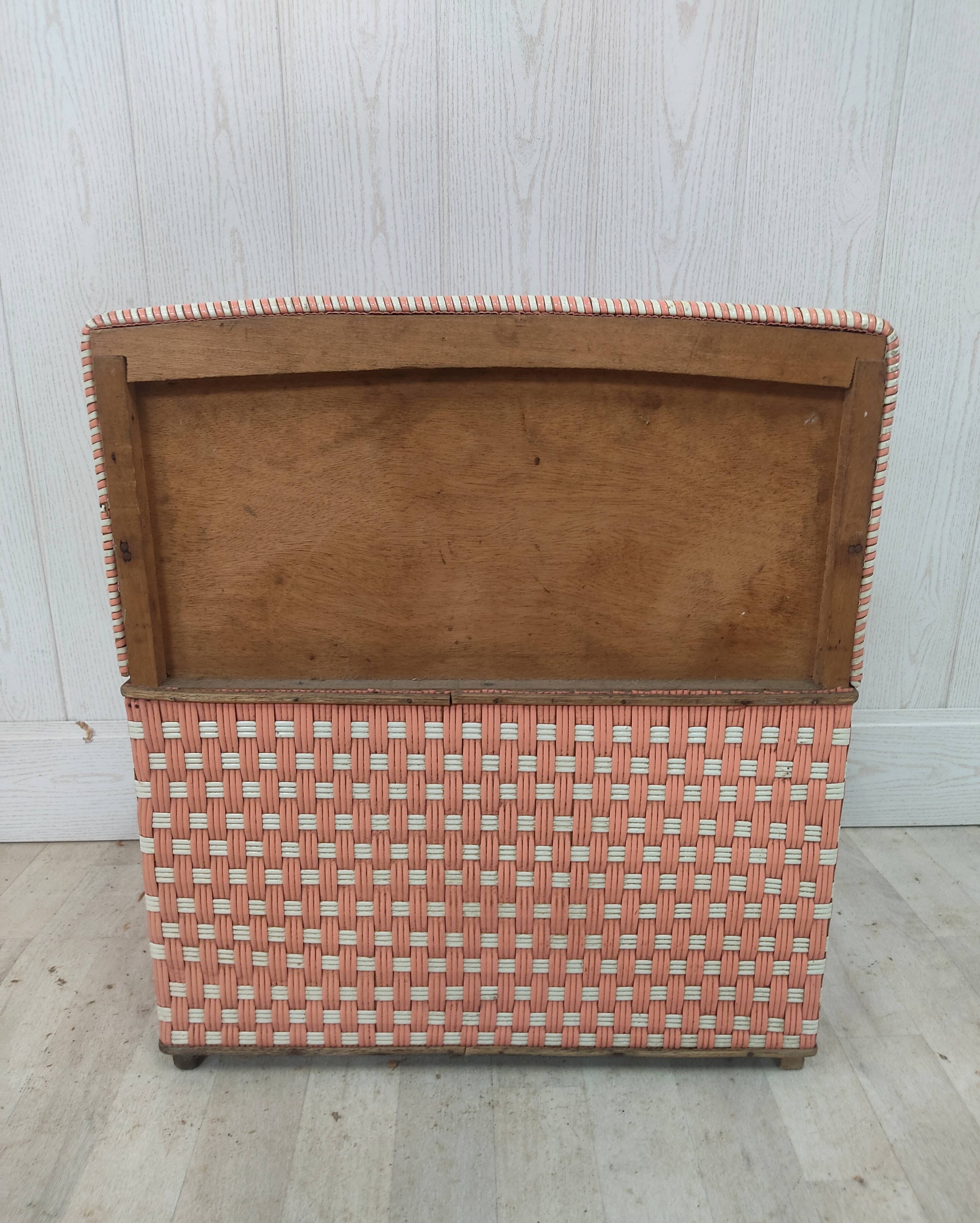 Bench chest child scoubidou