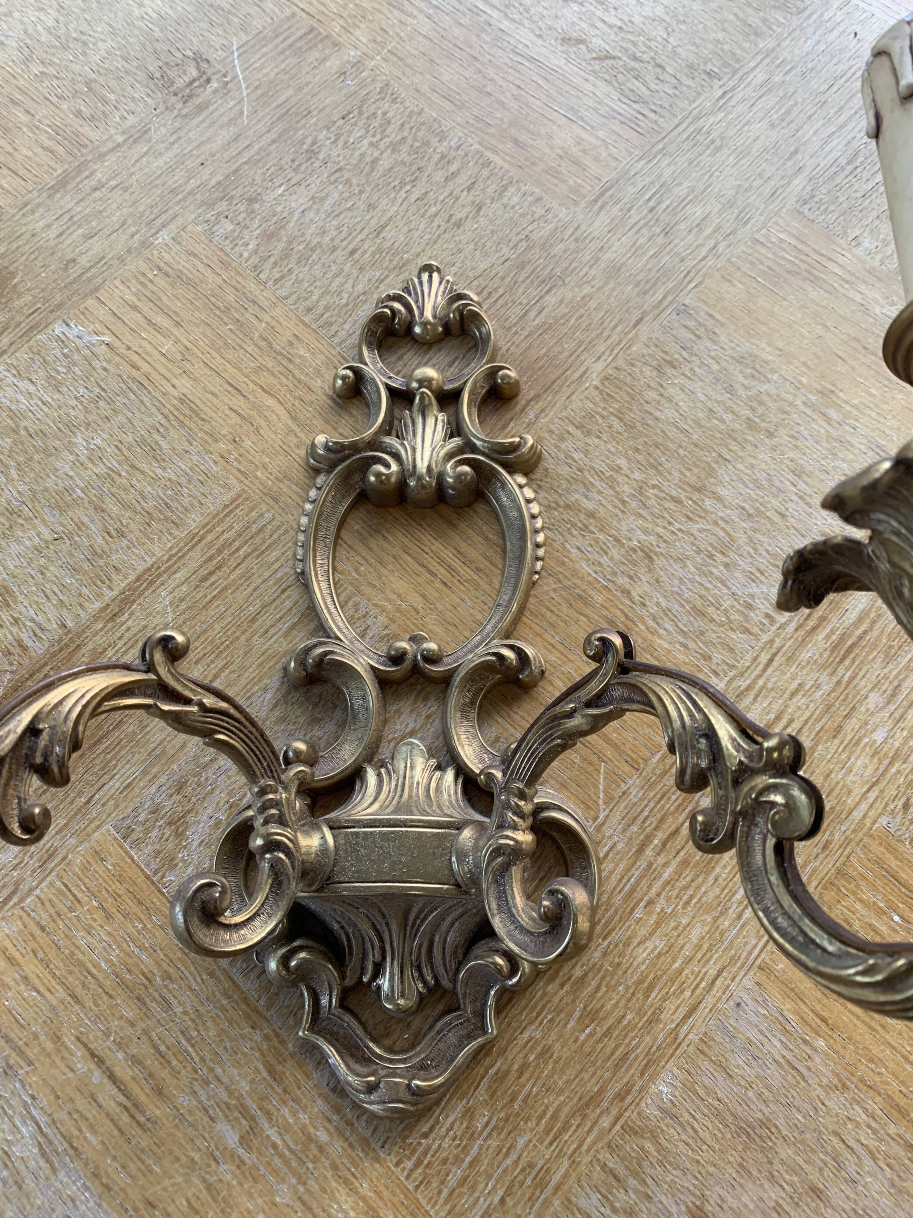 Wall lamp in gilded bronze style Louis XV baroque vintage