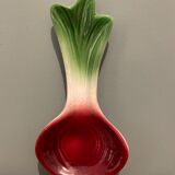 Aperitif ramequin in the shape of radishes