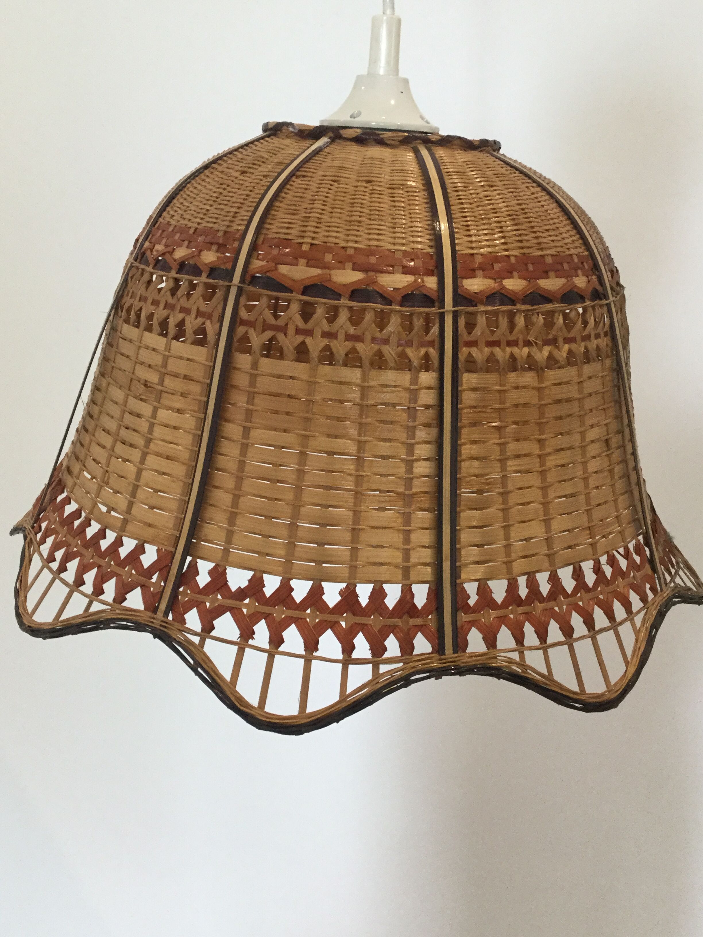 Rattan suspension