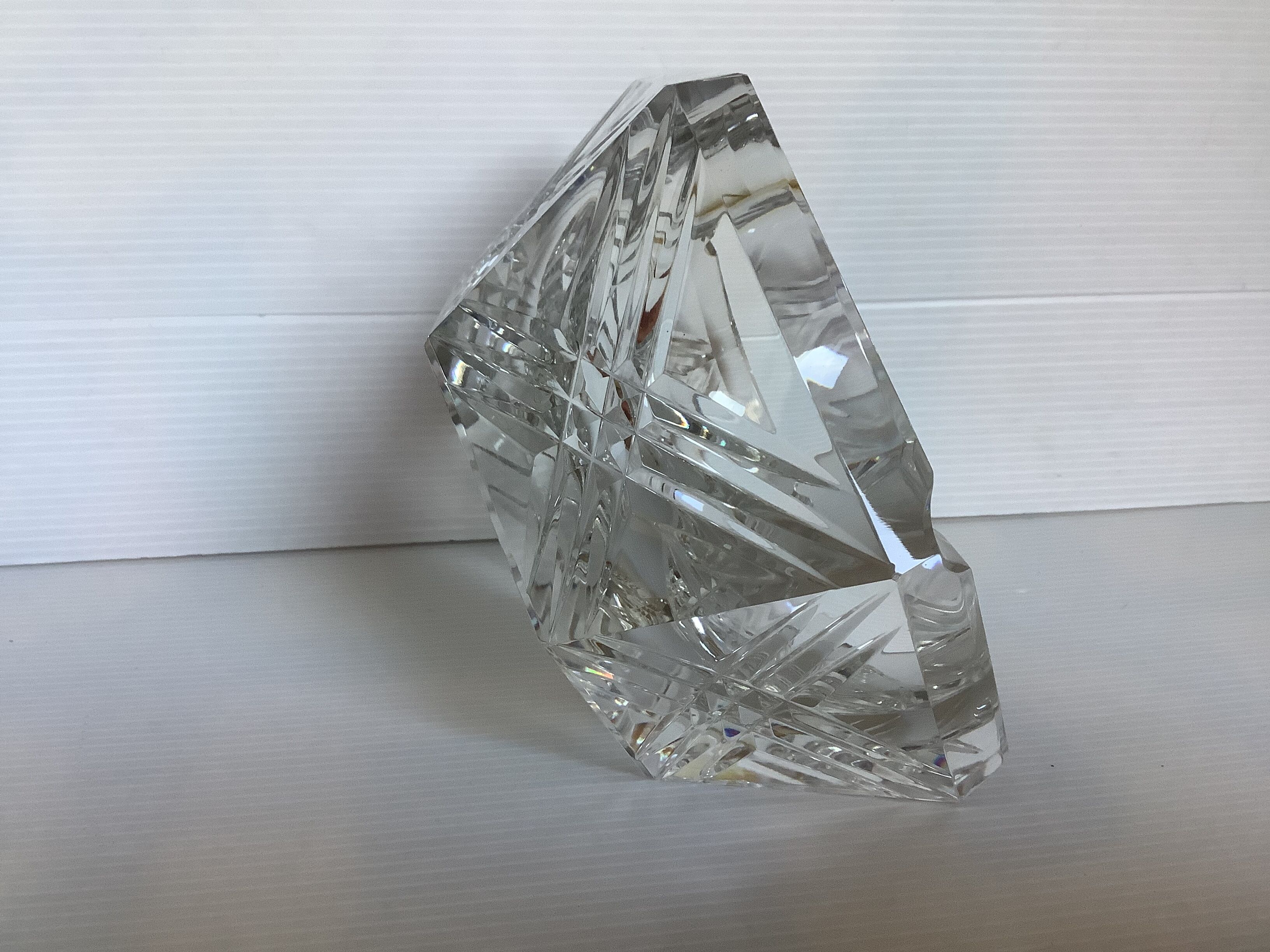 Octagonal crystal ashtray cut