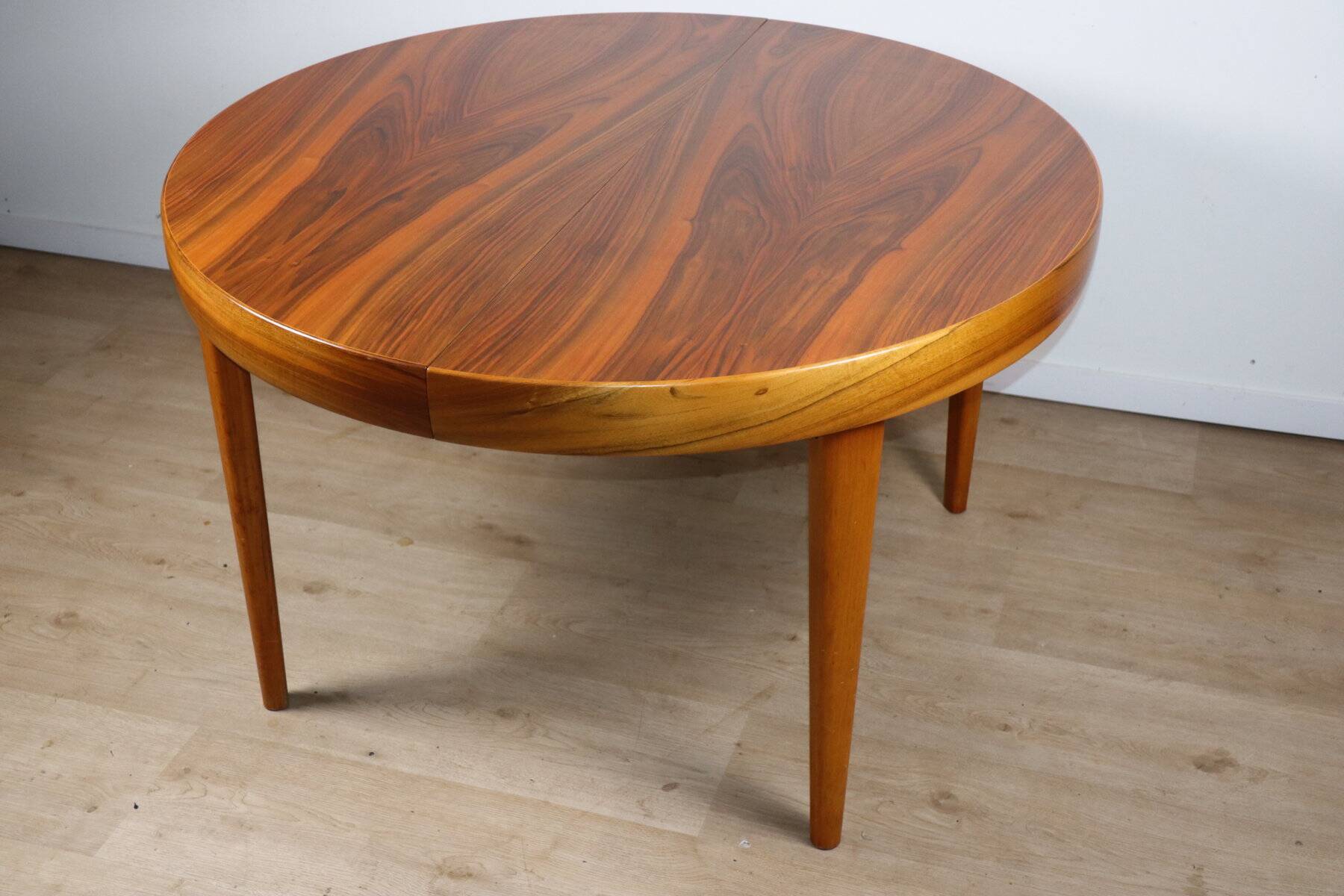 Scandinavian extendable dining table in teak – 1960s