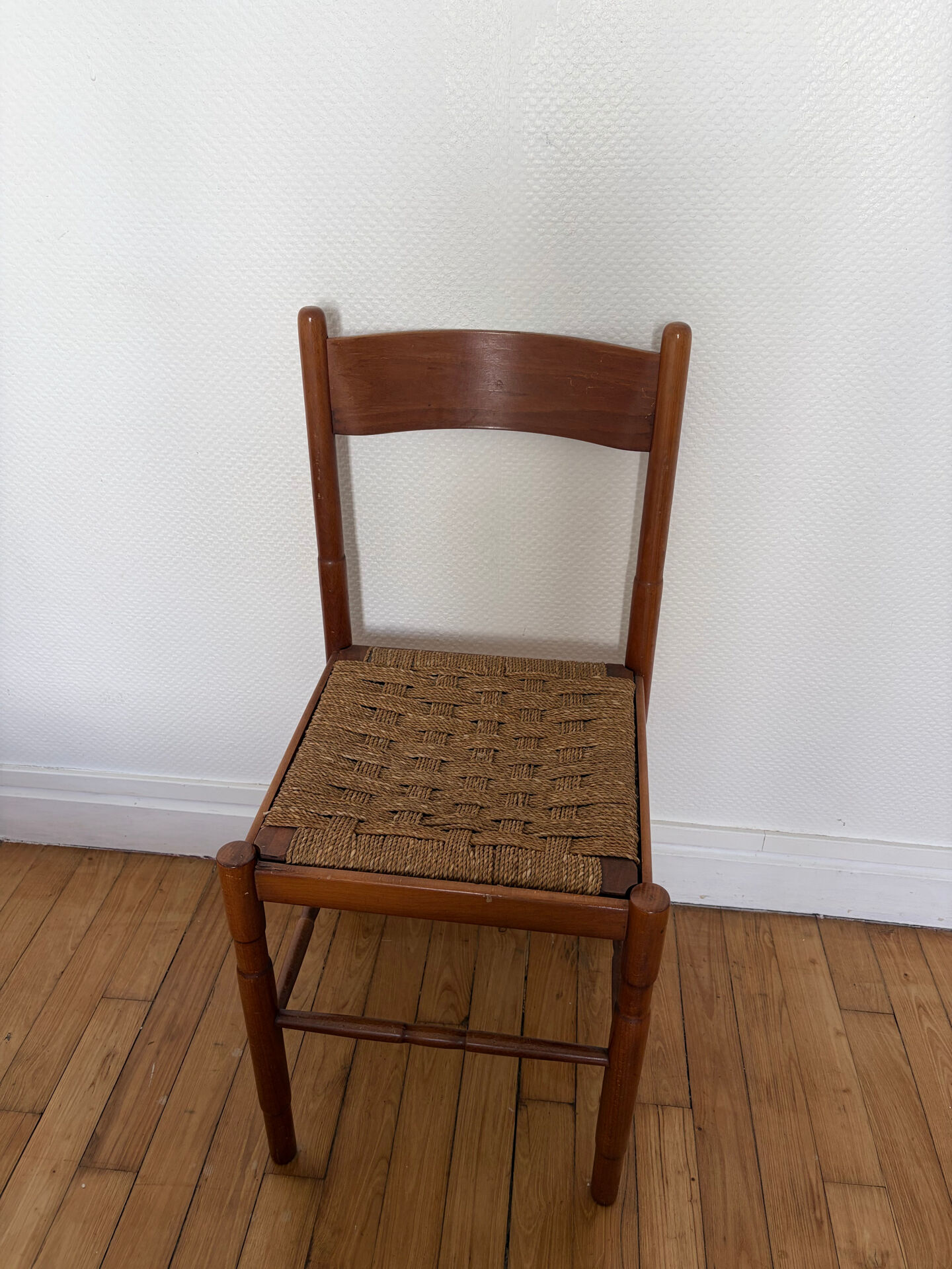 Chaise ancienne bois et corde