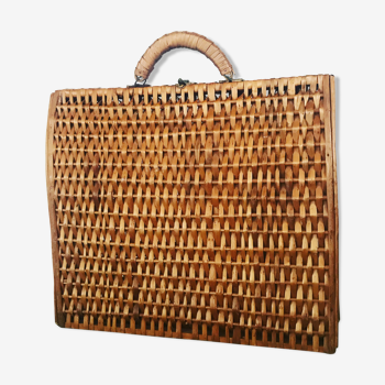 Vintage wicker bottle holder case.