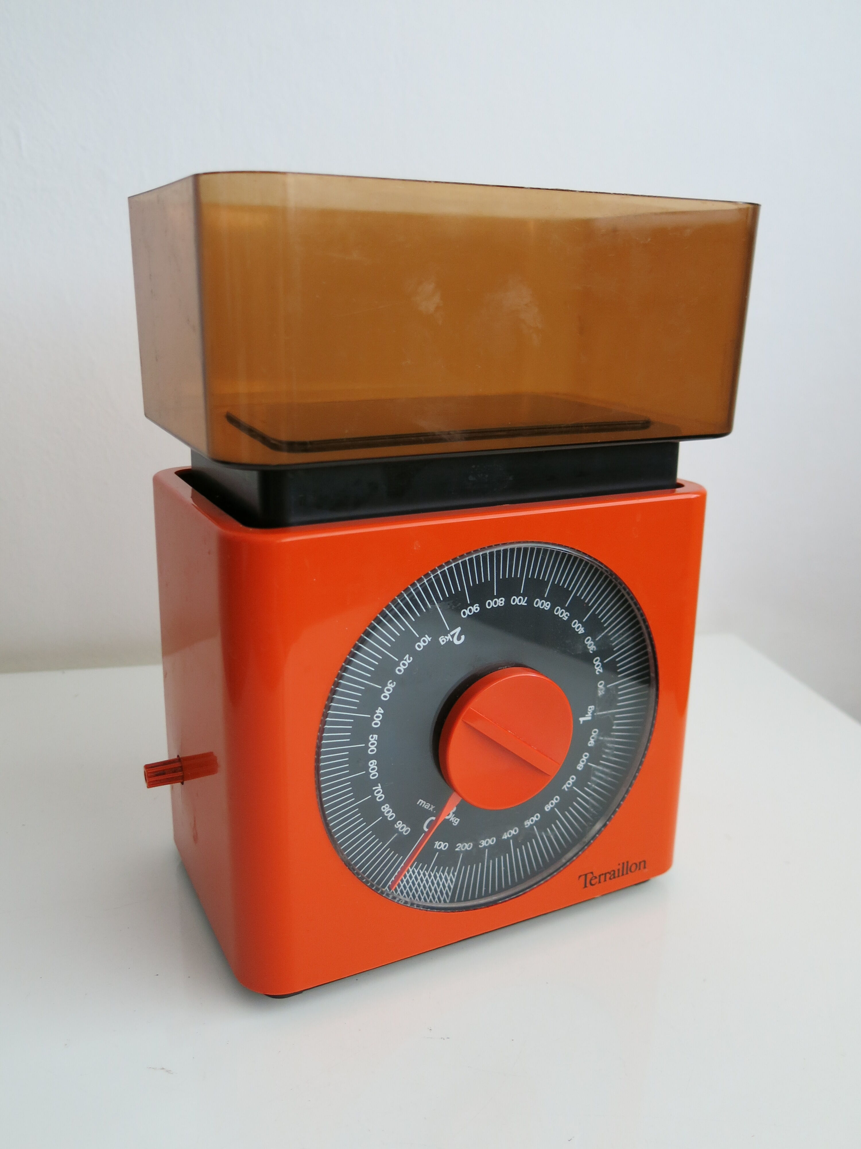Orange scale by Terraillon (vintage)
