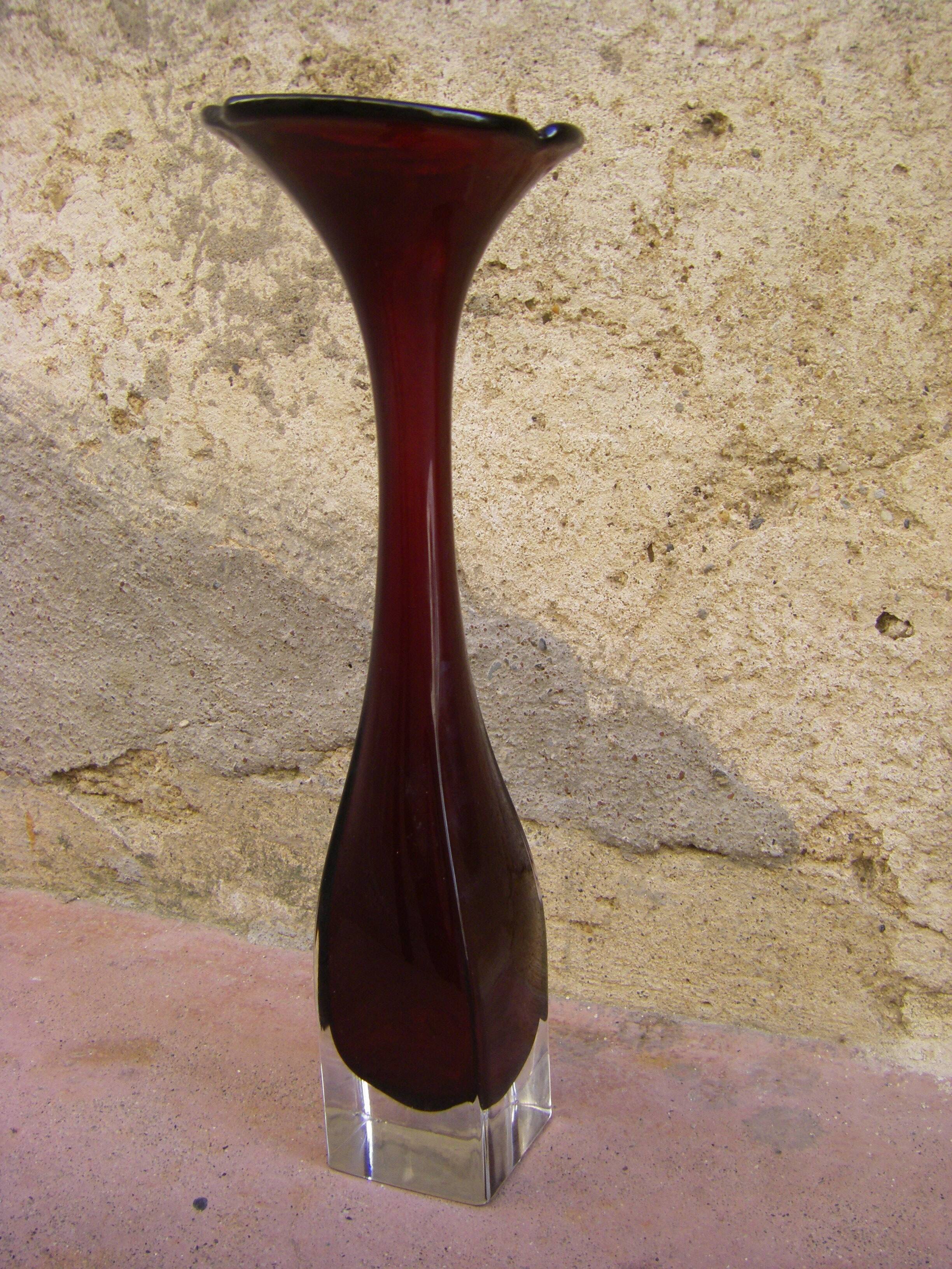 Vintage tulip vase
