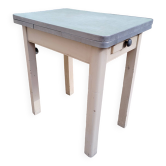 Small Mado extendable table