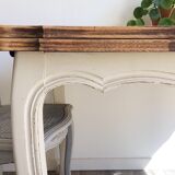 Shabby table with extension cords
