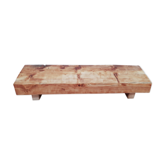 Table basse brutaliste