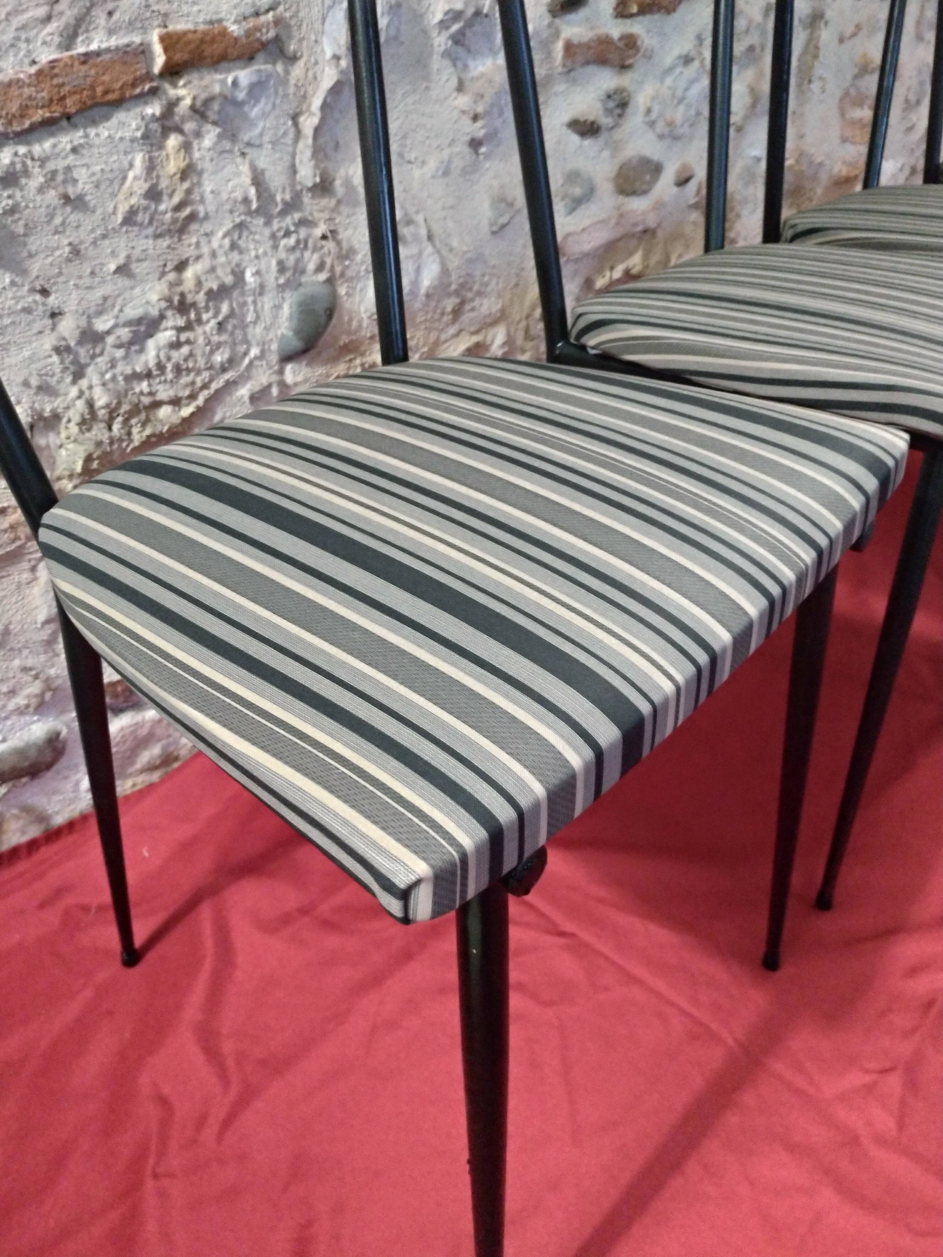 Set of 4 restored Colette Gueden chairs from the 1950s