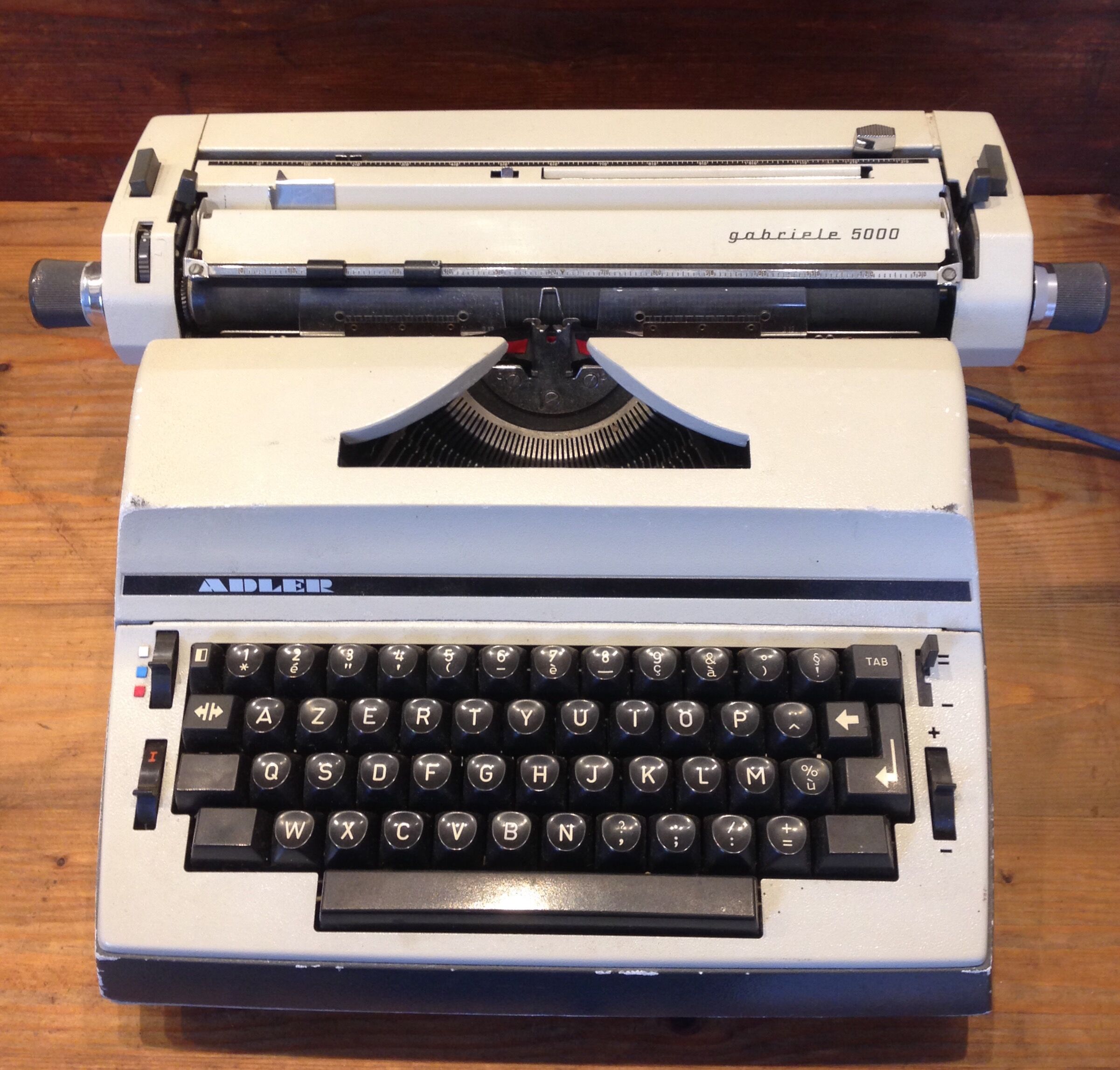 Adler Gabriele 5000 electric typewriter