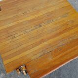 Colonniale table of travel