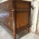 Commode de style Louis XVI en acajou