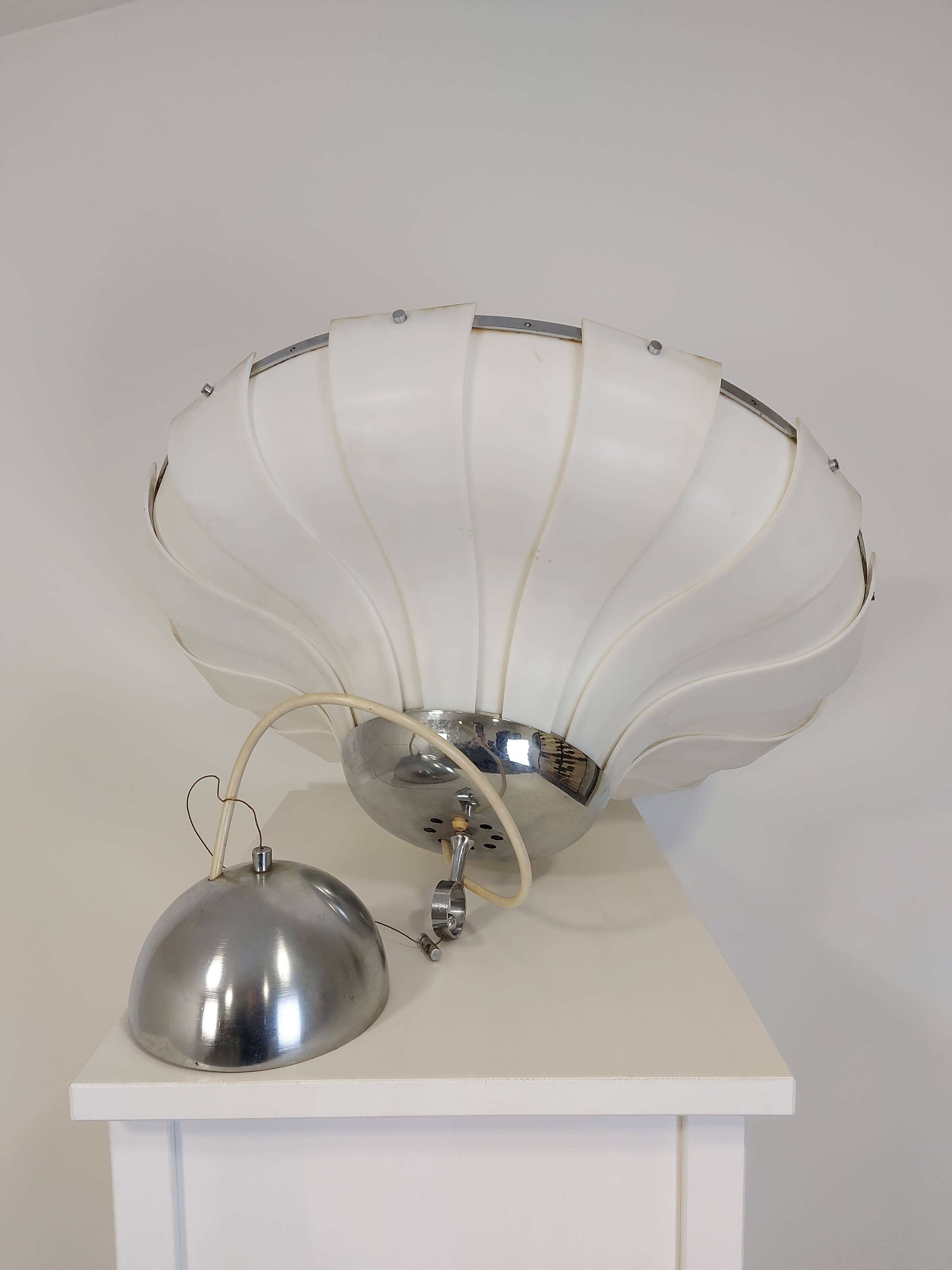 Suspension ère spatiale Harvey Guzzini, années 1970