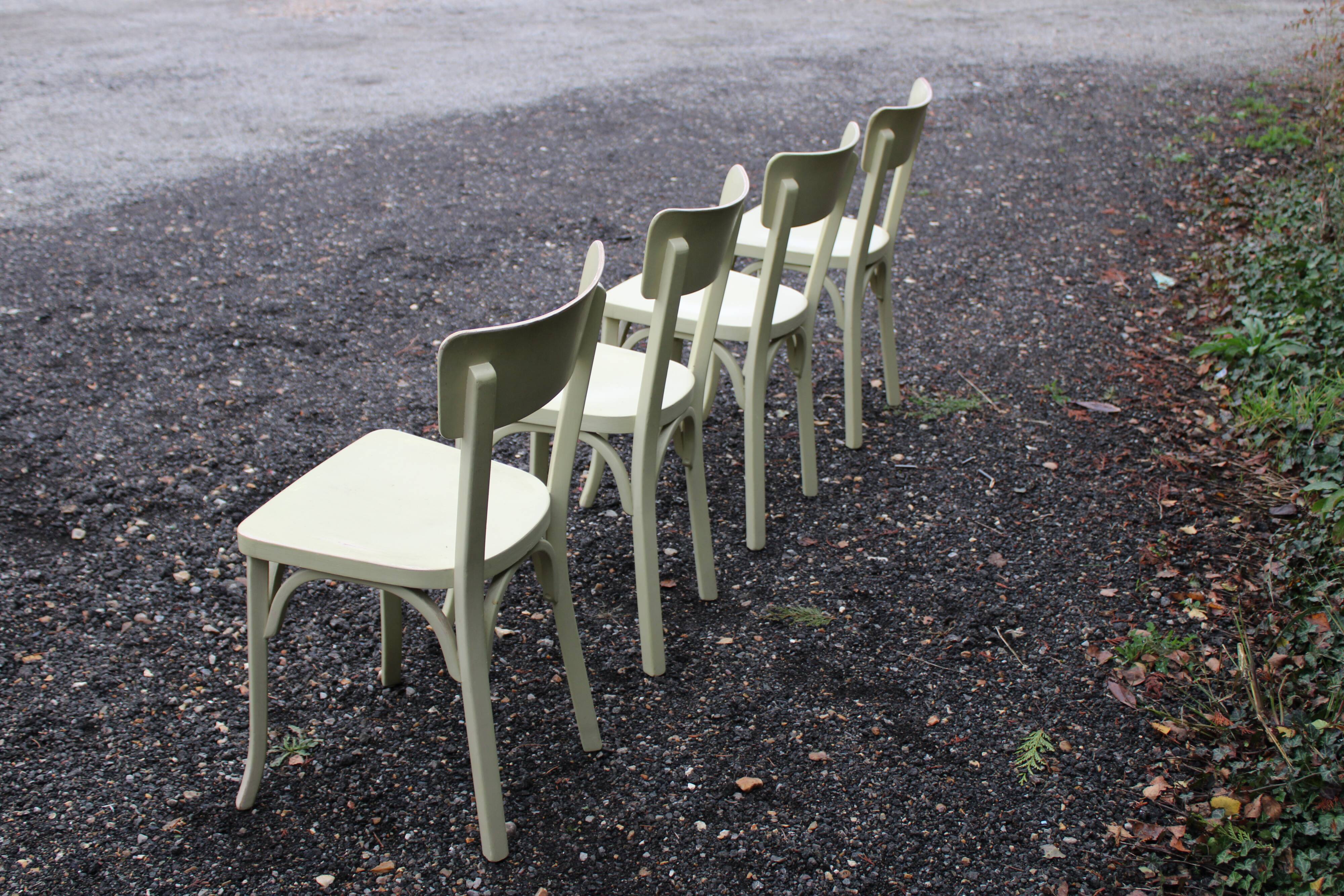 Chaises de bistrot
