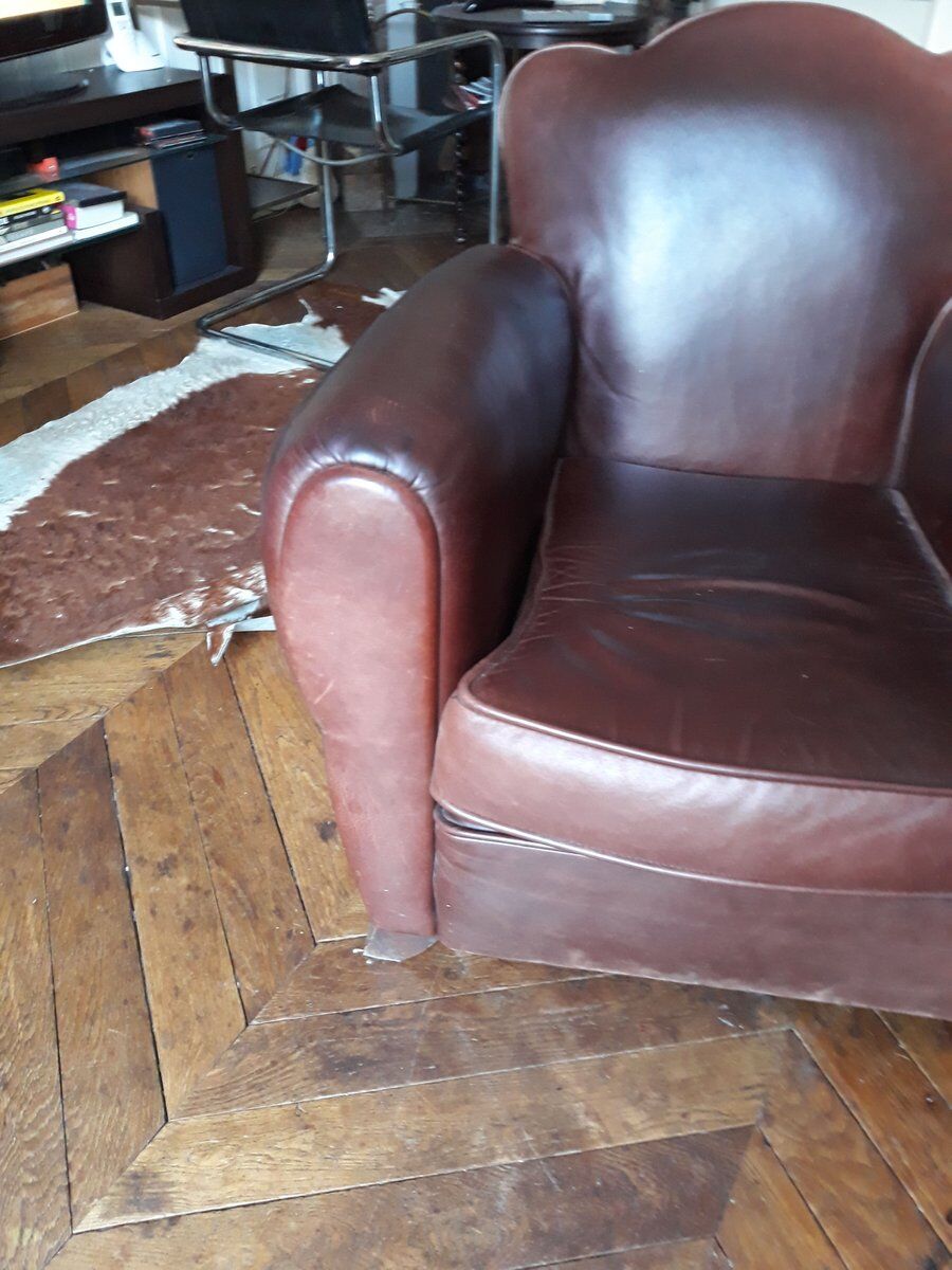 Art deco leather club Chair