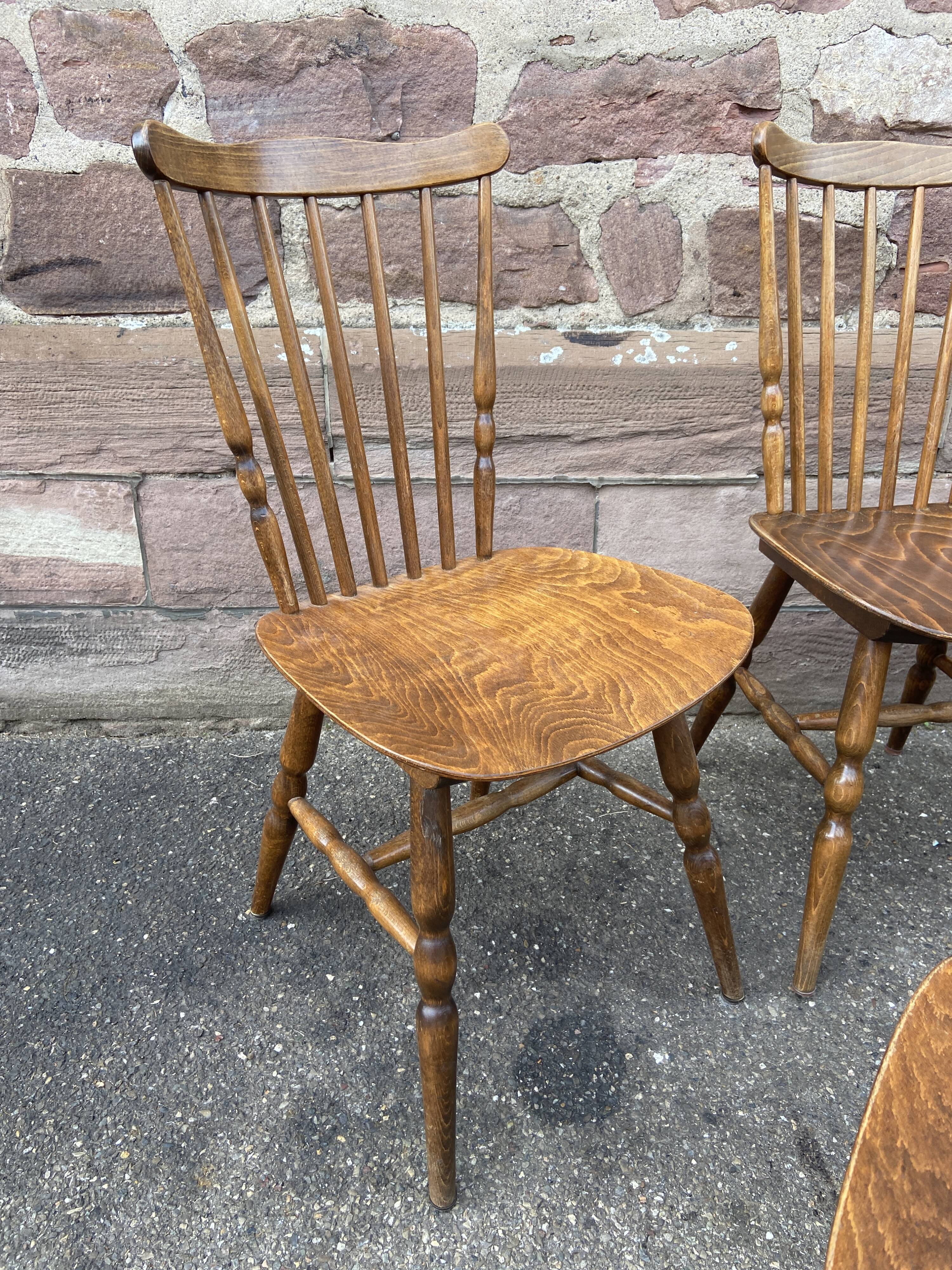 6 anciennes chaises scandinave Lounge Baumann Tapiovaara café bois courbé des années 70