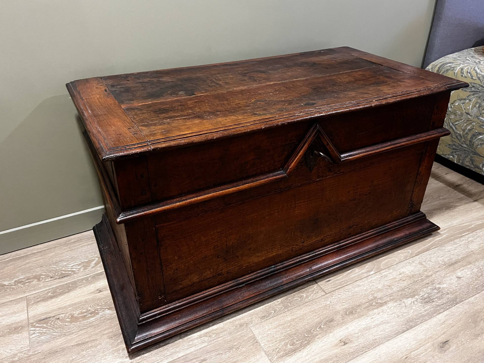 19th-century oak chest