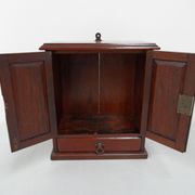 Armoire à bijoux en acajou ancien