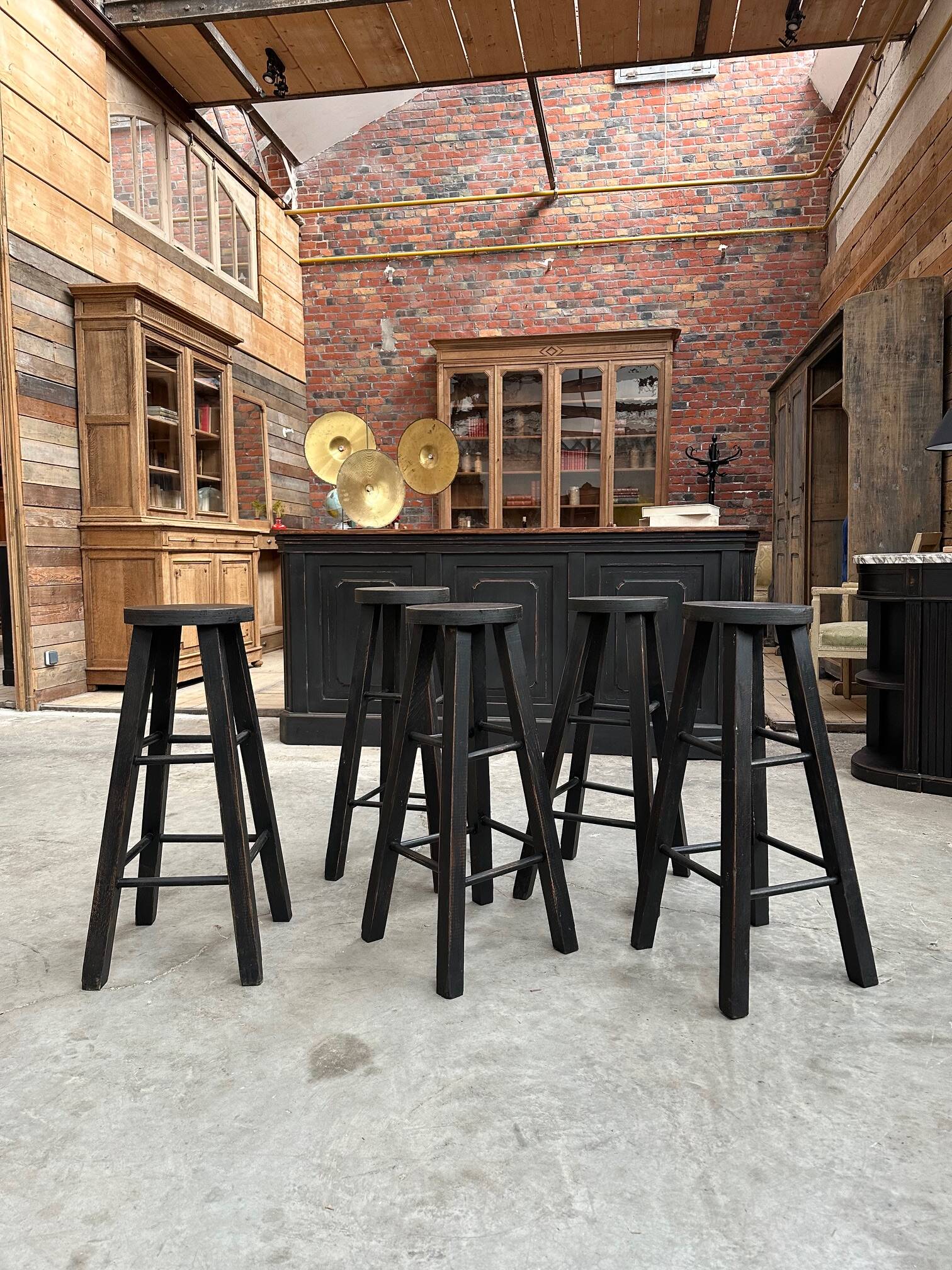 Set of 5 bar stools
