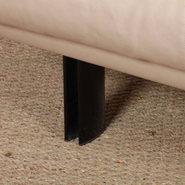 Alanda leather armchair by Paolo Piva for B&B Italia, 1980s