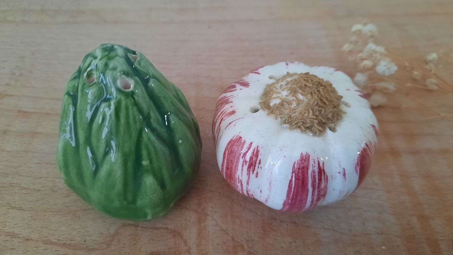 Slurry pepper shaker