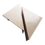Table basse triangle travertin.