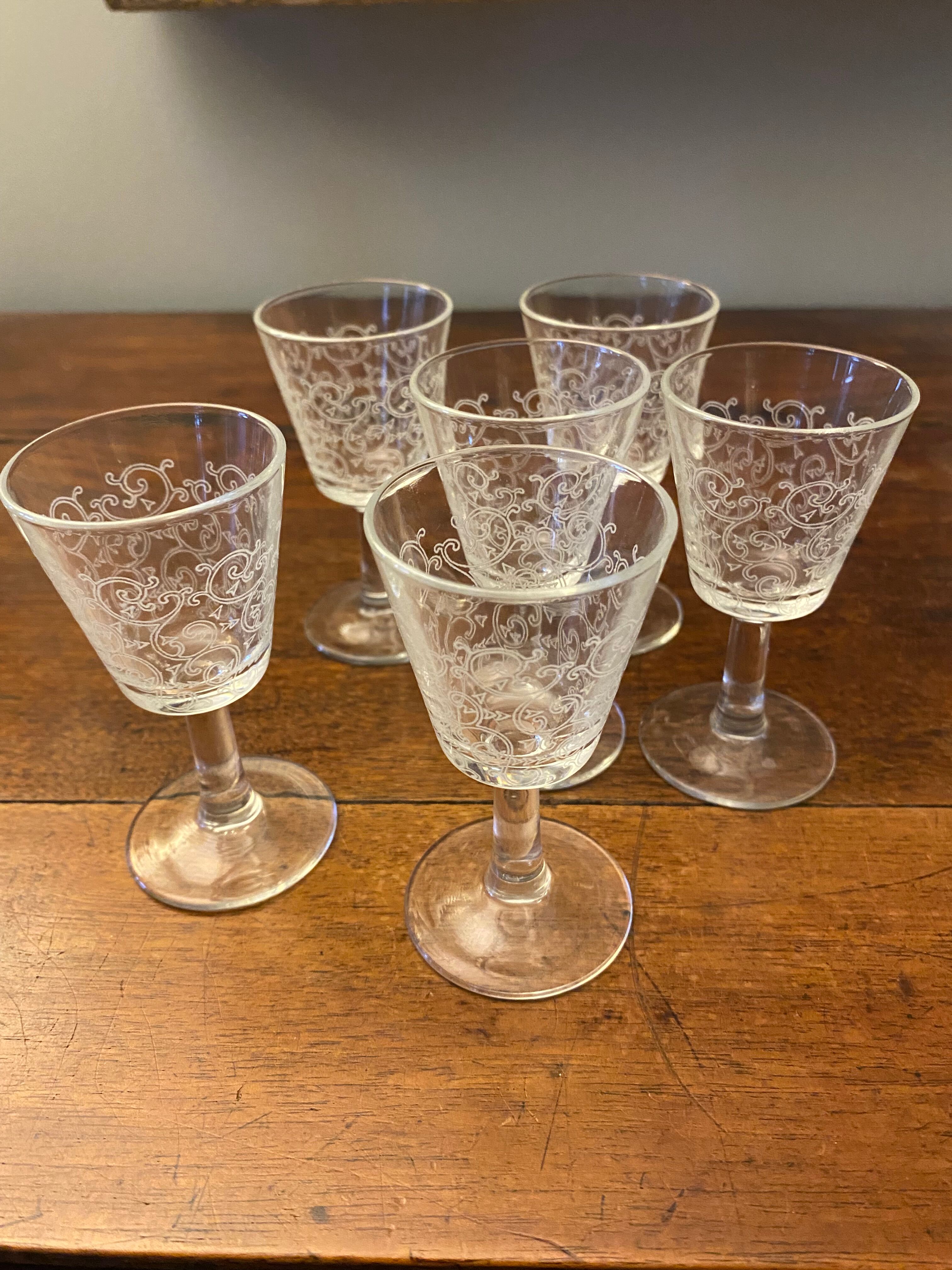 6 engraved antique glasses