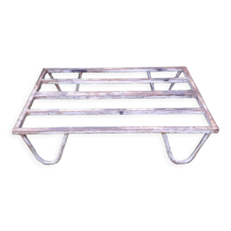 Industrial metal coffee table base