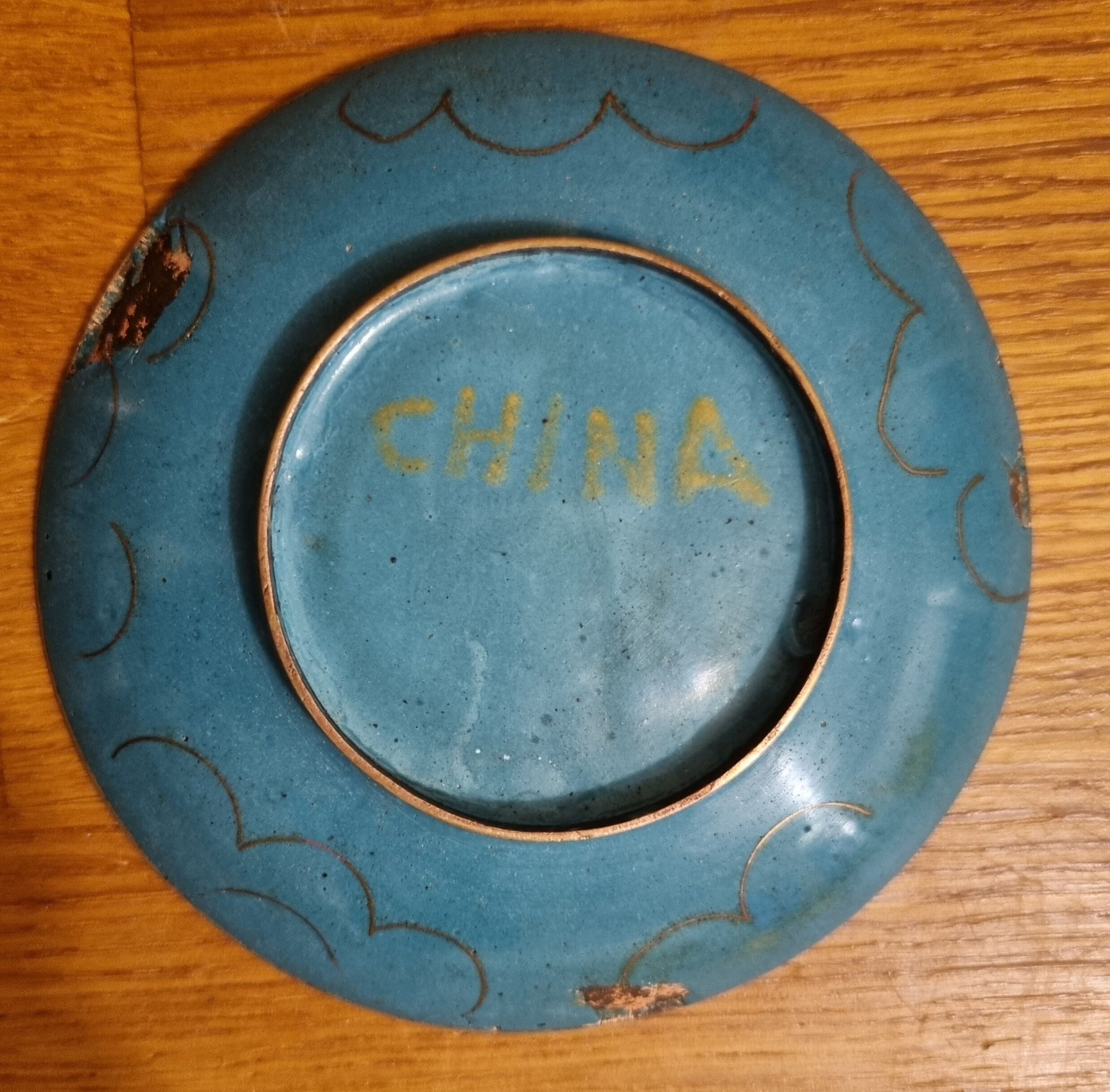 Small cup plate empty-pockets in cloisonné enamels