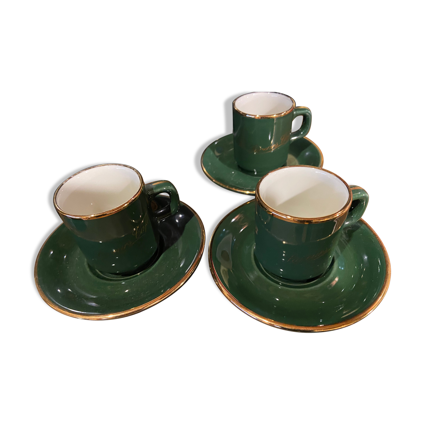 Vintage bistro coffee cups